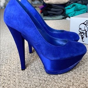 Bebe cute high heel shoes size 6m great condition